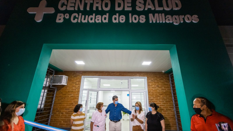 El gobernador inauguró nuevo edificio de centro de salud en Barranqueras
