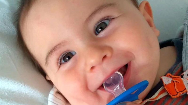 Bauti tiene 8 meses, padece Atrofia Muscular Espinal y necesita el medicamento más caro del mundo