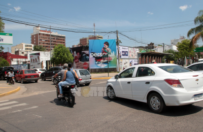 Bronca del comercio y serios trastornos para el tránsito en pleno centro de Resistencia