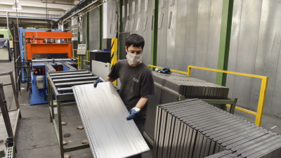 Aunque a ritmo lento, el empleo en las pymes sigue creciendo