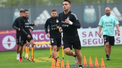 La Selección entrena a puertas abiertas