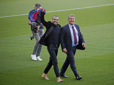alves.jpg