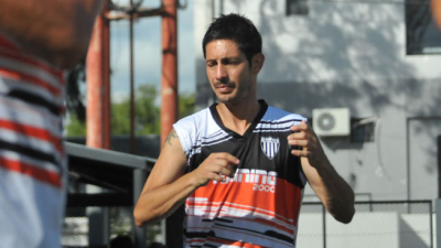 Daniel "Chango" Cravero pone manos a la obra en Chaco For Ever