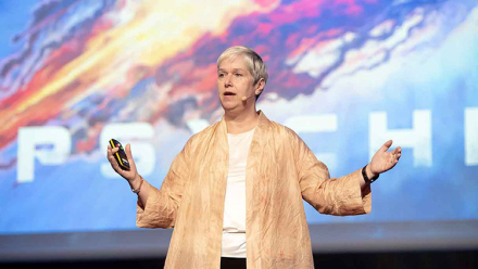 Lindy Elkins-Tanton.jpg