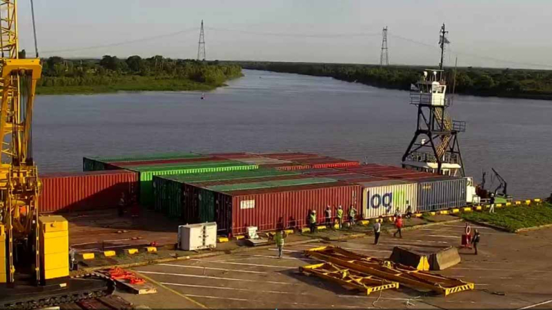 Proponen a las empresas lácteas de la región exportar desde el Puerto de Santa Fe