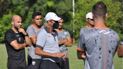 For Ever partió a Salta y mañana debutará en el cuadrangular