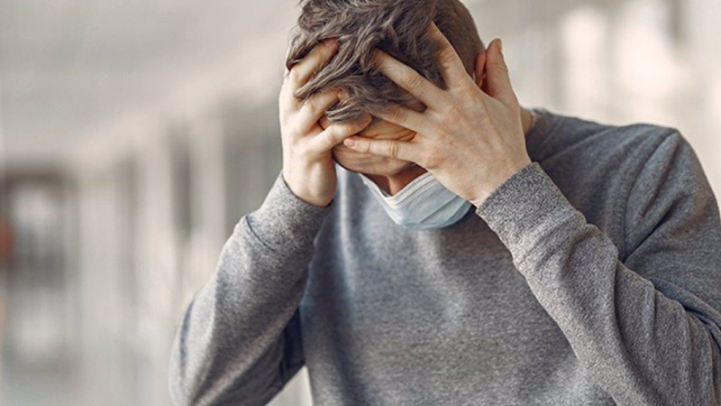 Investigan el caso de un hombre que dio positivo en coronavirus durante 232 días