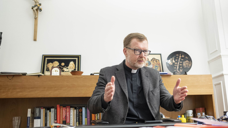 "¿Por qué una comisión en España? Si la Iglesia no cumple con su deber, serán otros quienes lo hagan"