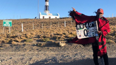 Un veterinario salteño recorrió dos veces el país de punta a punta y completó el "pasaporte de la ruta 40″
