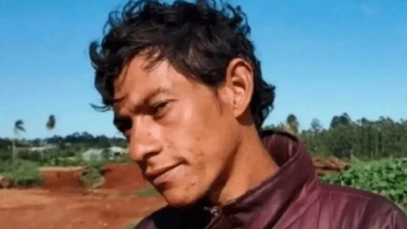 Un hombre denuncia que quieren matarlo por ser demasiado "fachero"