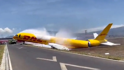 Costa Rica: un avión carguero de DHL se despistó y se partió en dos