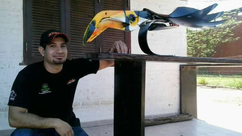Walter Meza, escultor chaqueño