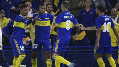 Con goles de Villa y Ramírez Boca avanza a semis