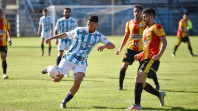 Sarmiento y una derrota en su visita a Juventud Unida de Gualeguaychú