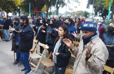 Los peregrinos se reencuentran en Tirol para el tributo a Santa Rita