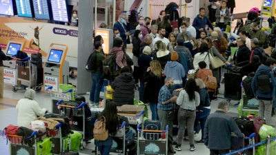 Más de 200 varados por el segundo avión venezolano-iraní que nunca llegó