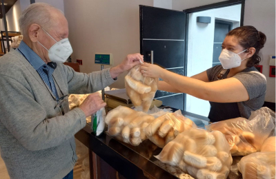 Aumentos de costos obligan a llevar a $300 el kilo de pan