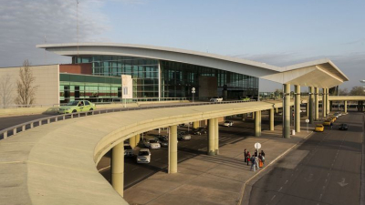 Evacuaron el aeropuerto de Córdoba por un paquete sospechoso