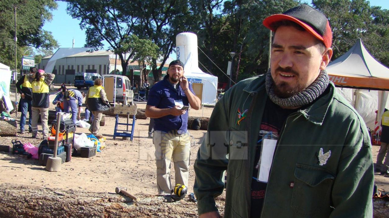 "Corazón de Urunday", el homenaje de jóvenes escultores chaqueños al legado de Fabriciano