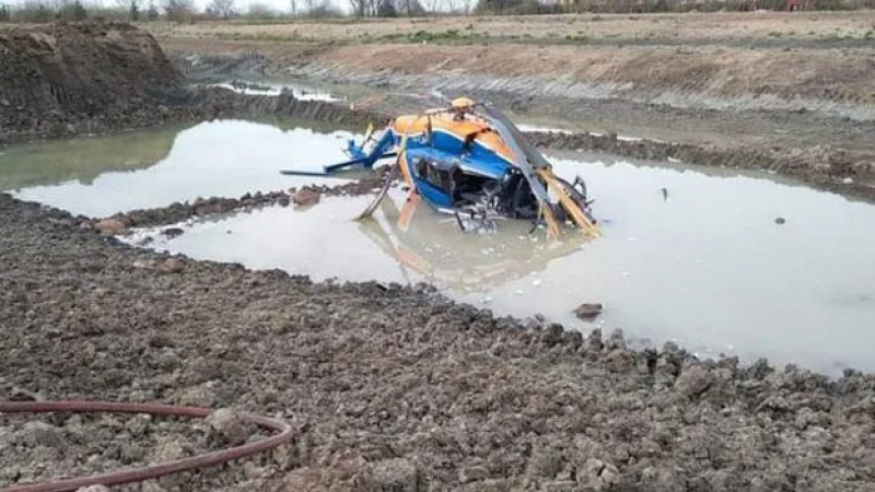 Cinco heridos al estrellarse un helicóptero