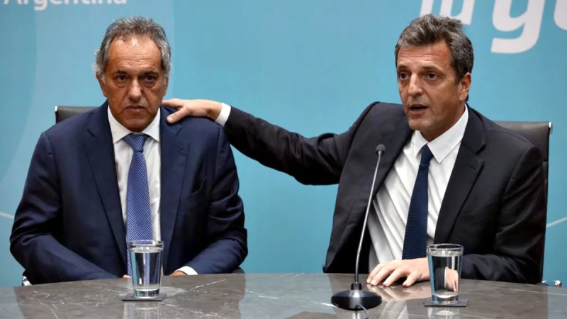 Massa se reunió con Scioli para comenzar la transición en el gabinete económico