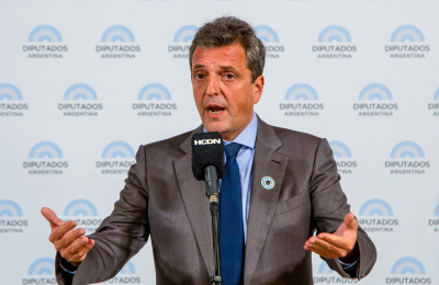 Massa prepara su equipo, mientras el campo y la industria presionan