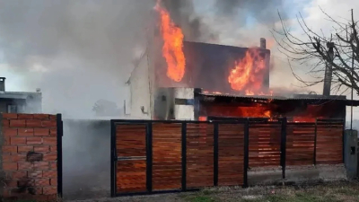 Le prendió fuego la casa a su mamá porque no le quiso cuidar a sus hijos