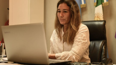 "La ministra Marta Soneira se siente dueña de un gobierno paralelo"