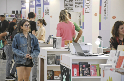 Cierra un exitoso capítulo de la Feria del Libro, con más de 70 mil visitantes