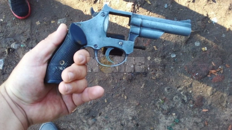 Resistencia: siguió a su exmujer hasta el trabajo y le apuntó con un arma de fuego