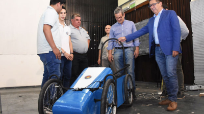 Competirán con autos eléctricos en el Parque de la Democracia