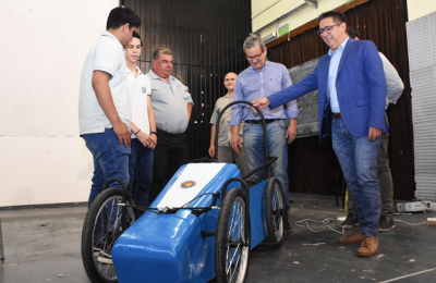 Competirán con autos eléctricos en el Parque de la Democracia