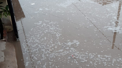Enojo de vecinos en Villa San Juan por anegamientos con la lluvia
