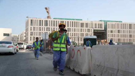 qatar-workers2.jpg