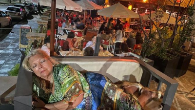 "Lilita" Carrió "se durmió" en Corrientes y es furor en redes