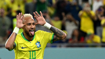 Neycrack.jpg