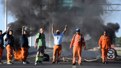 Rosario: Fracasó la audiencia y se paralizan todos los puertos de la región