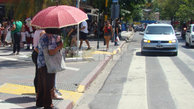Primer día de 2023 con alerta por tormentas y una temperatura máxima de 37 grados