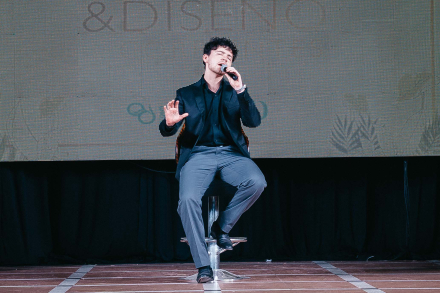 Franco Perroni, cantante chamamecero.jpg