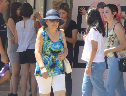 calor doña sombrero.JPG