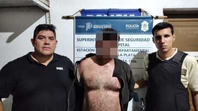 Femicidio en La Plata: mató a su mujer a golpes y luego huyó