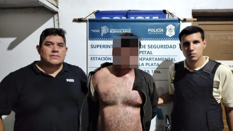 Femicidio en La Plata: mató a su mujer a golpes y luego huyó