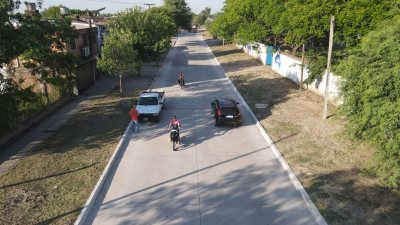 Inauguran 30 cuadras de pavimento y una plazoleta en Barranqueras