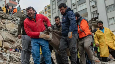 Terremoto en Turquía y Siria: siguen buscando sobrevivientes y los muertos ascienden a 9.500