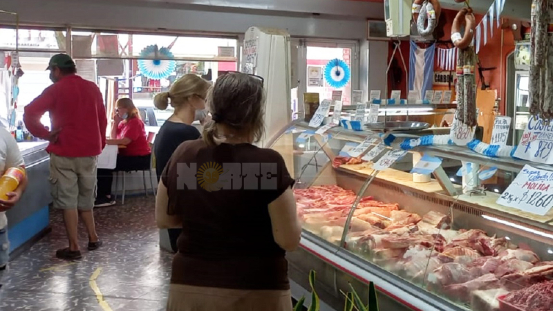 Comerciantes reclaman por "insostenibles" aumentos en la tarifa de energía eléctrica