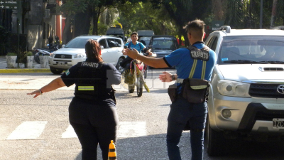 "En media hora detuvimos más de cien conductores sin casco"