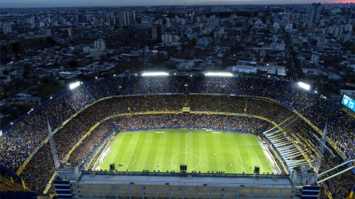 Boca busca la punta de la liga ante Defensa