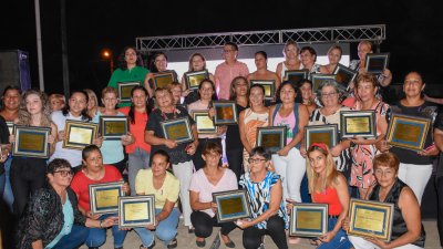 El Municipio reconoció a 56 mujeres de Resistencia que realizan trabajo comunitario