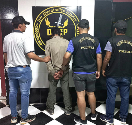 detenido1.jpg copy