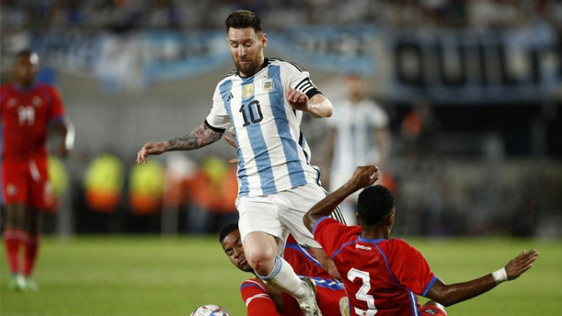 La Selección campeona del mundo tiene su noche mágica